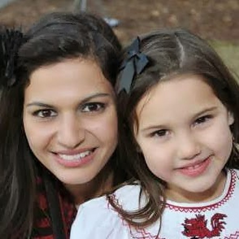 Meet your Posher, Rasha